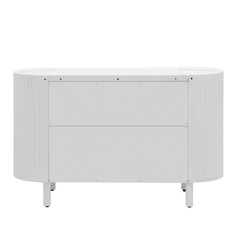 Credenza di lusso discreto dal design curvo con ripiani regolabili
