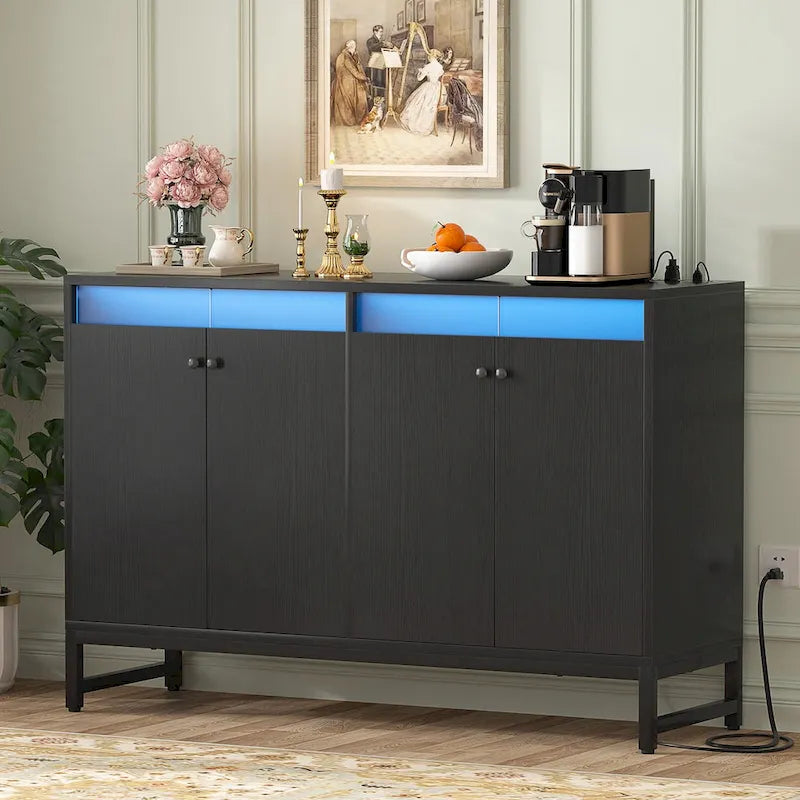 Credenza decorativa a 4 ante con presa elettrica, credenza contenitore e mobile bar con luce LED